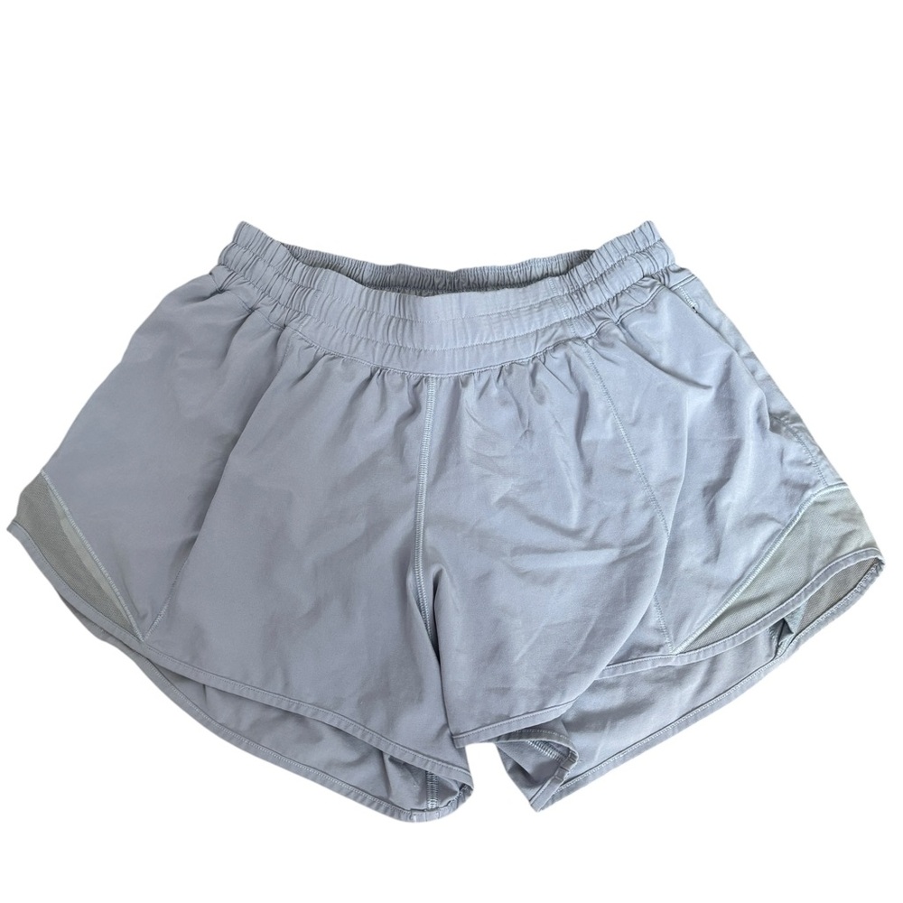 LULULEMON Hotty Hot Short II Long 4” Lined Light Blue Ice Milk Size 8 running